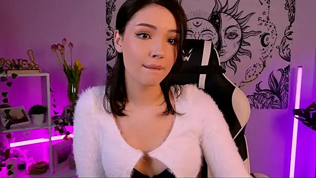 Girls and cam to cam: Watch as these sophisticated entertainers uncover their stunning costumes and curvaceous curves online!