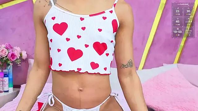 Girls and cam to cam: Watch as these sophisticated entertainers uncover their stunning costumes and curvaceous curves online!