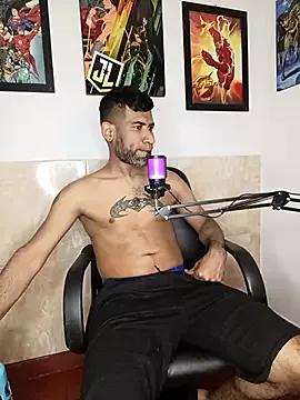 Enriblack92 from StripChat is Freechat