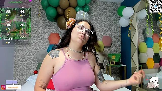 Girls and cam to cam: Watch as these sophisticated entertainers uncover their stunning costumes and curvaceous curves online!