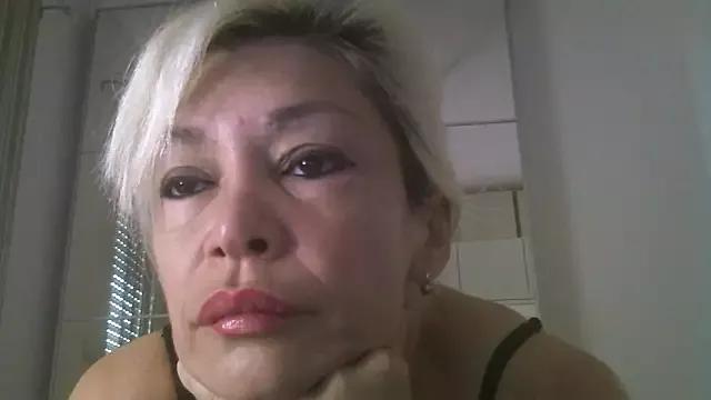 EvaaMina from StripChat is Freechat