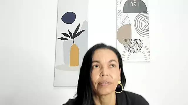 Evawalker_ from StripChat is Freechat