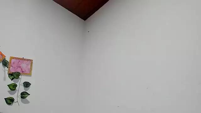 Evelin_miller97 from StripChat