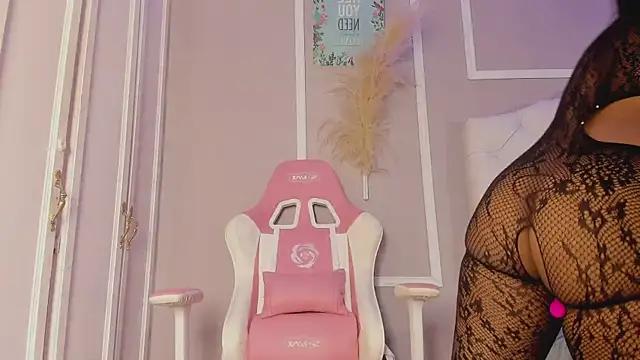 Girls and cam to cam: Watch as these sophisticated entertainers uncover their stunning costumes and curvaceous curves online!