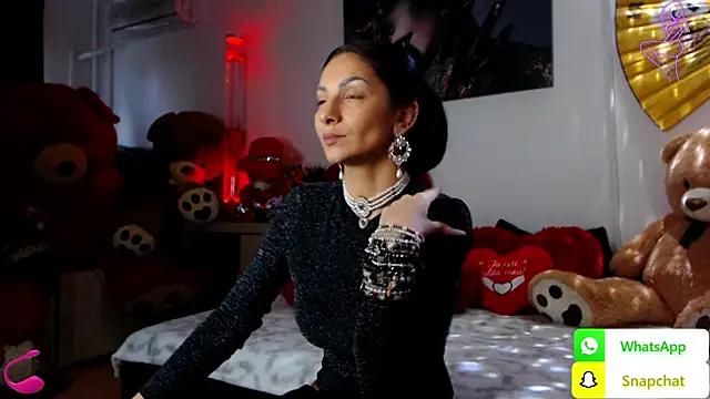 Girls and cam to cam: Watch as these sophisticated entertainers uncover their stunning costumes and curvaceous curves online!