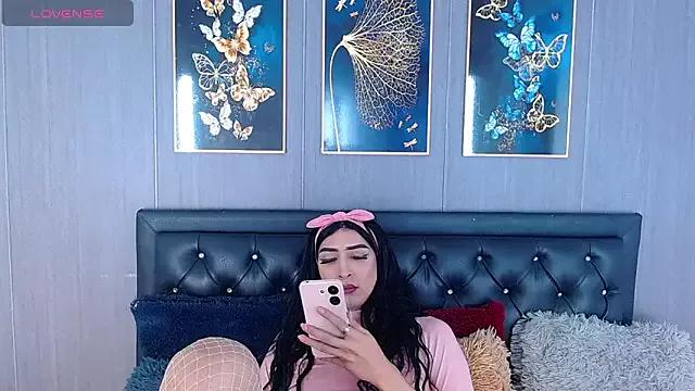 Girls and cam to cam: Watch as these sophisticated entertainers uncover their stunning costumes and curvaceous curves online!