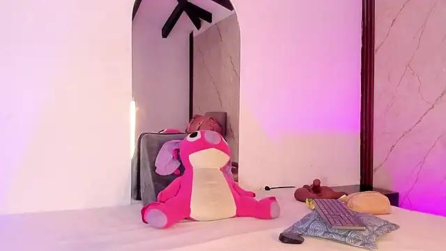 Girls and cam to cam: Watch as these sophisticated entertainers uncover their stunning costumes and curvaceous curves online!