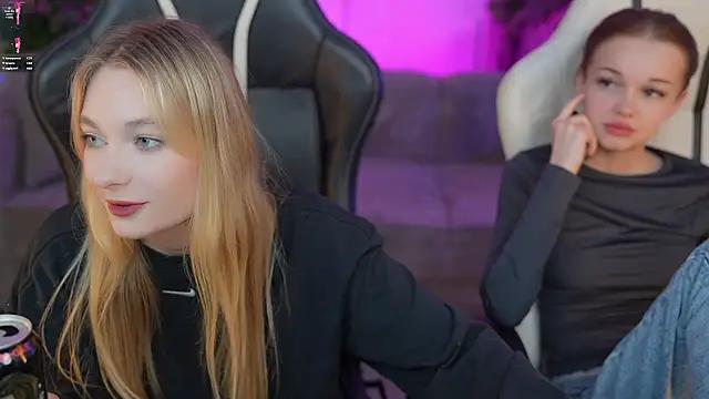 Girls and cam to cam: Watch as these sophisticated entertainers uncover their stunning costumes and curvaceous curves online!
