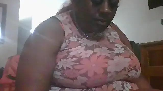 ExoticChocolit from StripChat is Freechat