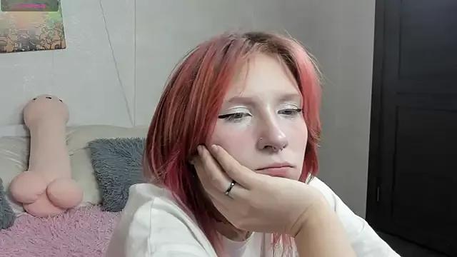 Fannie_Selmie from StripChat is Freechat