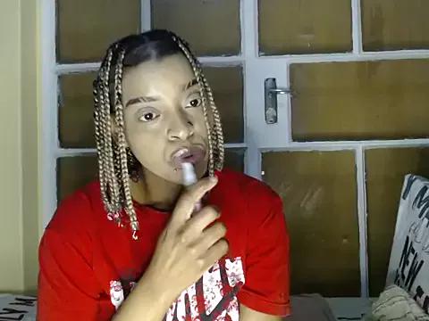 fifiqueen25 from StripChat is Freechat