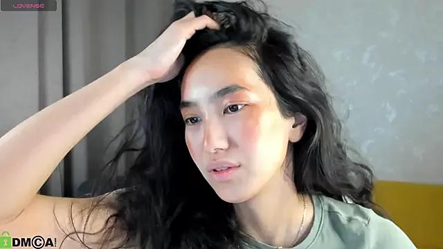 FlirtyAura from StripChat is Freechat