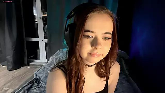 FloralAtoll from StripChat is Freechat