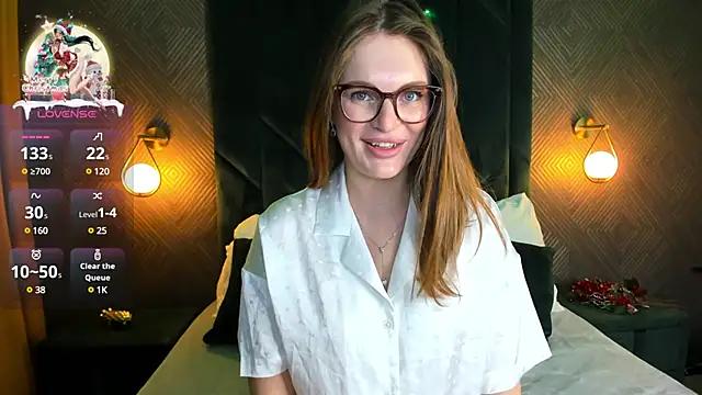 Girls and cam to cam: Watch as these sophisticated entertainers uncover their stunning costumes and curvaceous curves online!