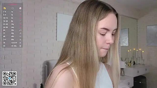 FlowersLover from StripChat is Freechat