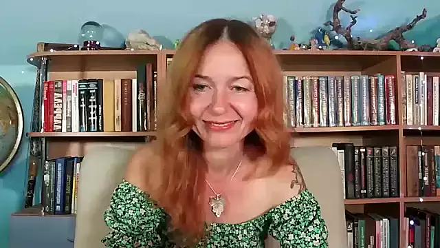 Foxilady357 from StripChat is Freechat