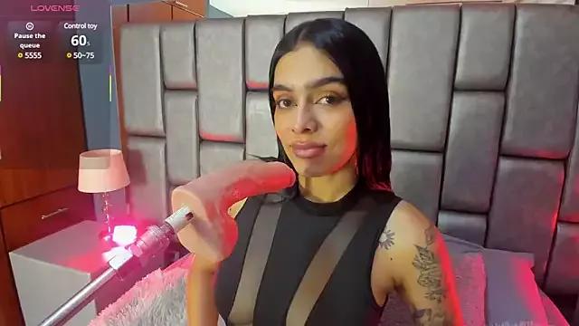 Girls and cam to cam: Watch as these sophisticated entertainers uncover their stunning costumes and curvaceous curves online!