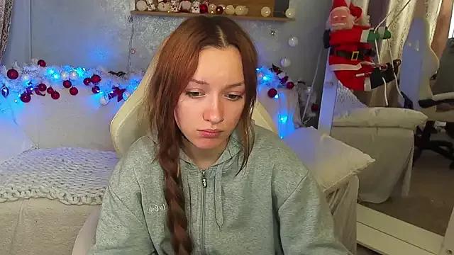 FoxyMayy from StripChat is Freechat