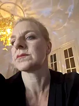 Photos of FrauleinSchmitt from StripChat is Freechat