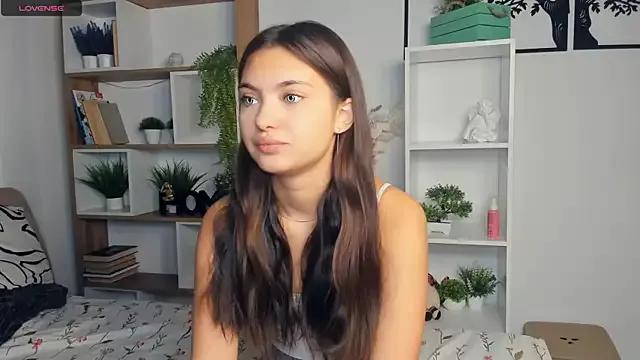 FunnyyMonkeyy from StripChat is Freechat