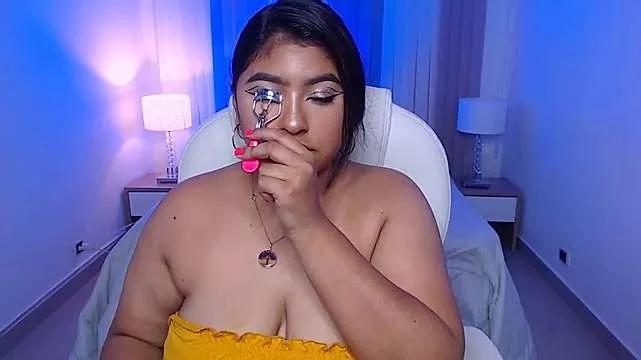 gabby_cuevas from StripChat