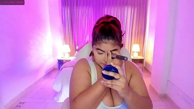 gabby_cuevas from StripChat
