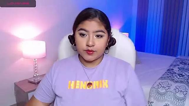 gabby_cuevas from StripChat
