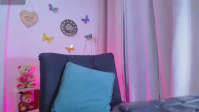 GabbyHills from StripChat is Freechat