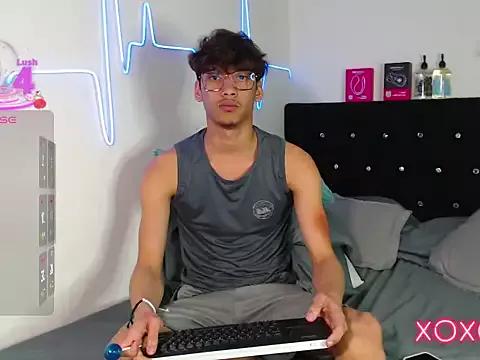 Girls and cam to cam: Watch as these sophisticated entertainers uncover their stunning costumes and curvaceous curves online!