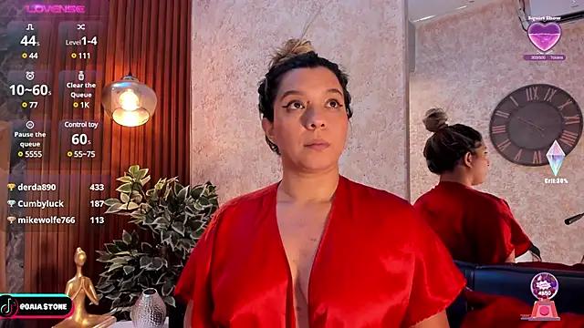 Girls and cam to cam: Watch as these sophisticated entertainers uncover their stunning costumes and curvaceous curves online!