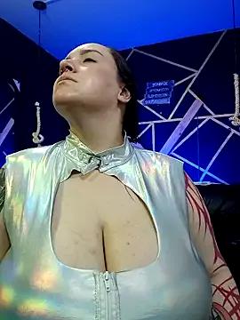 Girls and cam to cam: Watch as these sophisticated entertainers uncover their stunning costumes and curvaceous curves online!