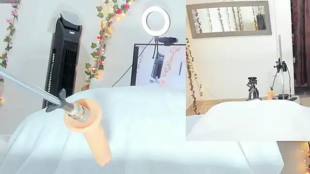Genesis_Love__ from StripChat is Freechat