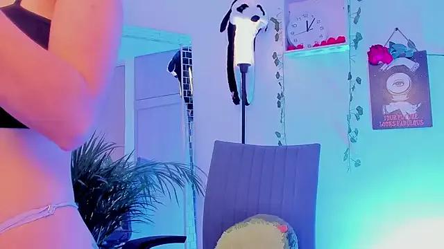 Girls and cam to cam: Watch as these sophisticated entertainers uncover their stunning costumes and curvaceous curves online!