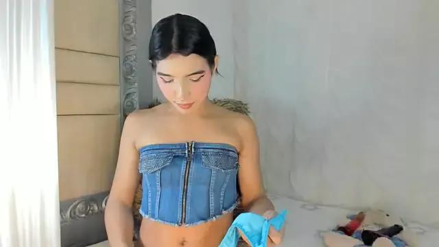 Girls and cam to cam: Watch as these sophisticated entertainers uncover their stunning costumes and curvaceous curves online!