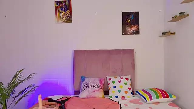 Girls and cam to cam: Watch as these sophisticated entertainers uncover their stunning costumes and curvaceous curves online!