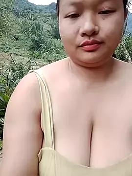 girl-babi from StripChat is Freechat