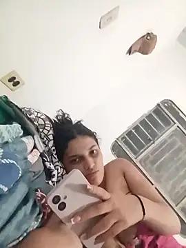 girl_milk1 from StripChat is Freechat