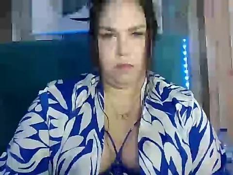 Girls and cam to cam: Watch as these sophisticated entertainers uncover their stunning costumes and curvaceous curves online!