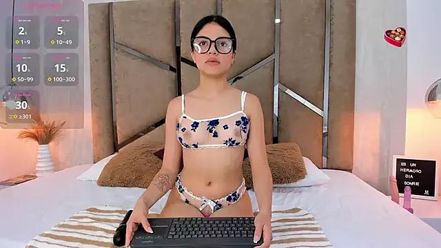Girls and cam to cam: Watch as these sophisticated entertainers uncover their stunning costumes and curvaceous curves online!