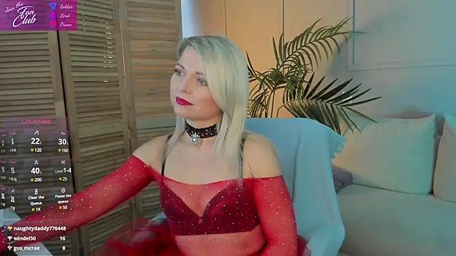 Girls and cam to cam: Watch as these sophisticated entertainers uncover their stunning costumes and curvaceous curves online!