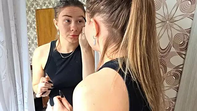 Glossy_Kissa from StripChat is Freechat