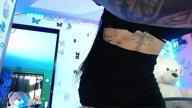 Girls and cam to cam: Watch as these sophisticated entertainers uncover their stunning costumes and curvaceous curves online!