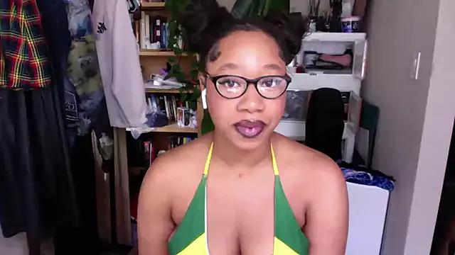 goddessdaisysky from StripChat is Freechat