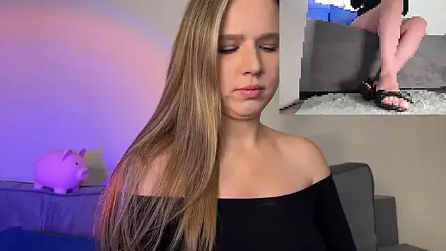 Girls and cam to cam: Watch as these sophisticated entertainers uncover their stunning costumes and curvaceous curves online!