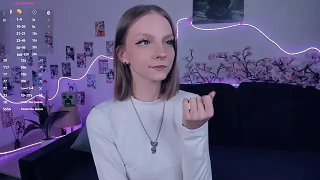 Girls and cam to cam: Watch as these sophisticated entertainers uncover their stunning costumes and curvaceous curves online!