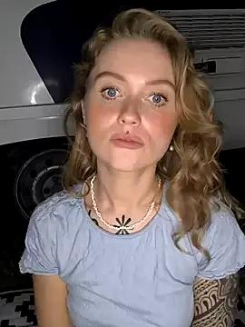 Goldloeckchen159 from StripChat is Freechat
