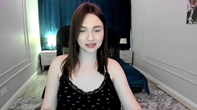 GracefulLook from StripChat is Freechat