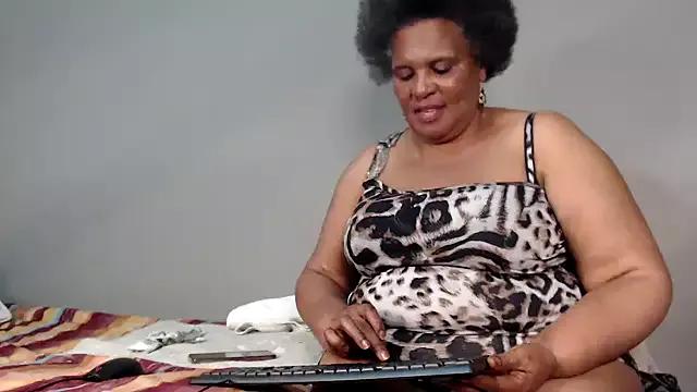 GrandBustyMelon from StripChat is Freechat