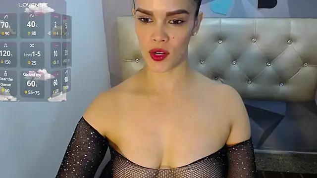 Girls and cam to cam: Watch as these sophisticated entertainers uncover their stunning costumes and curvaceous curves online!