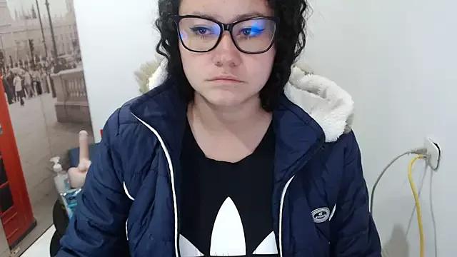 greeneyes_nurse from StripChat is Freechat